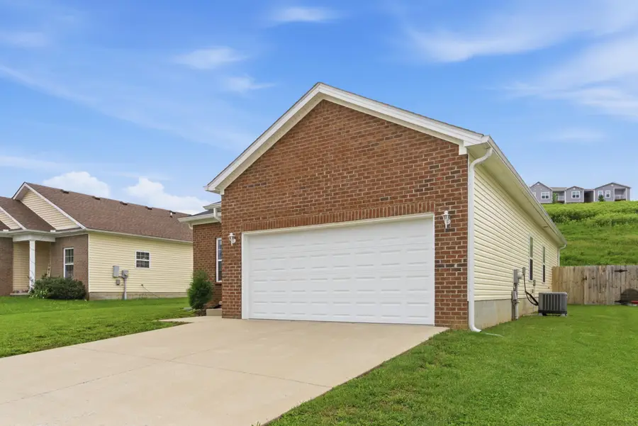 364 Oxford Circle, Richmond, KY 40475 - #3