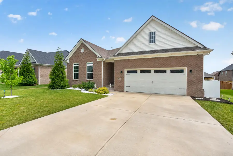 312 Fox Hollow Trail, Nicholasville, KY 40356 - #2