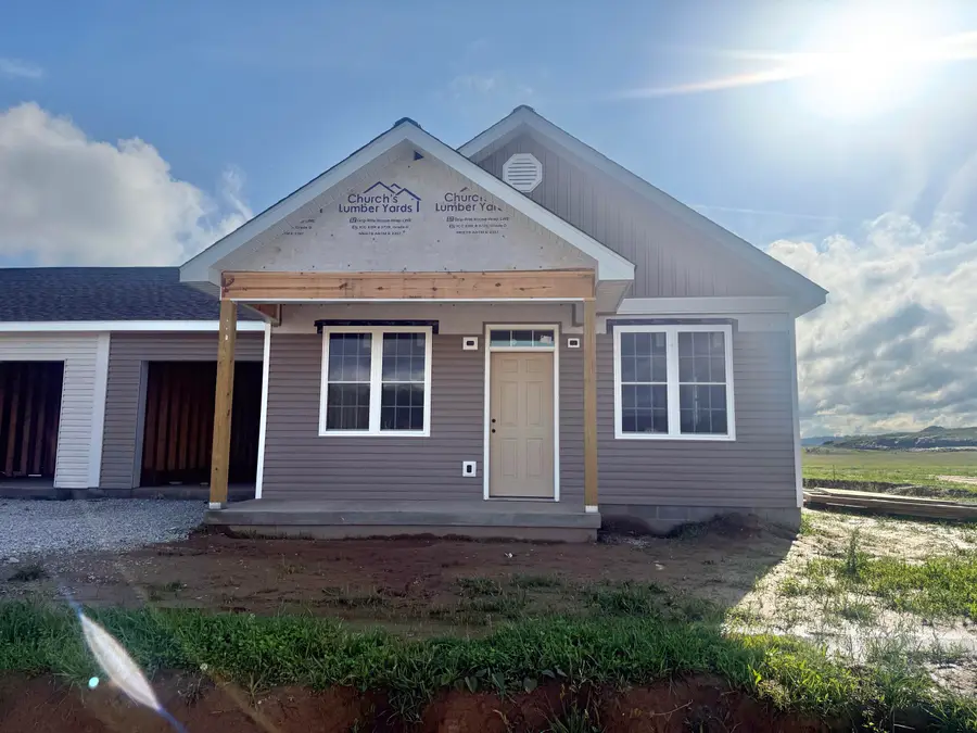 304 Bluegrass Way, Grayson, KY 41143 - #2