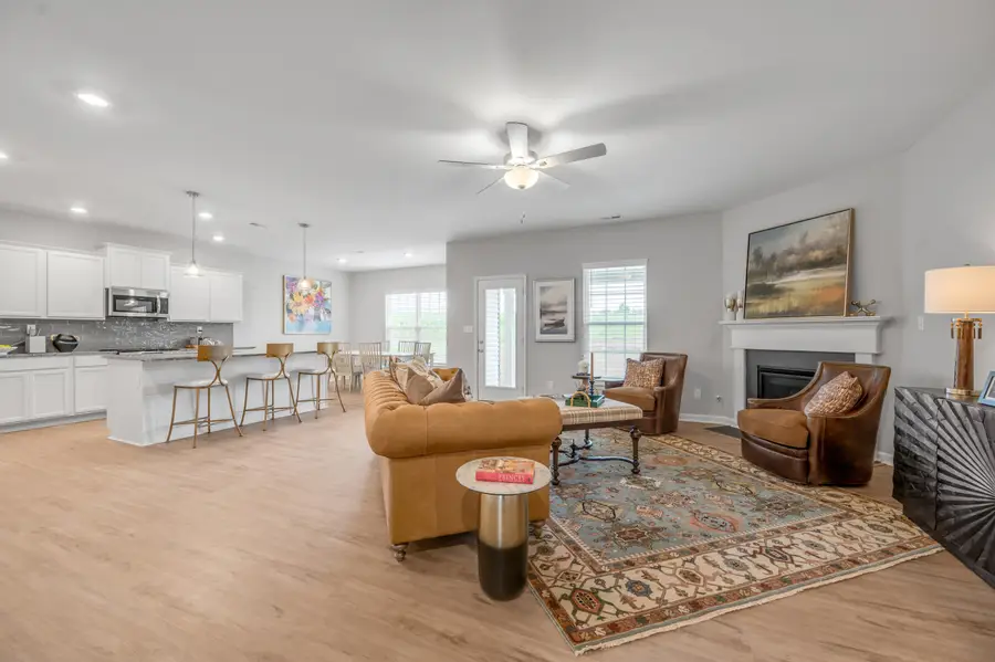 100 Linzi Way, Paris, KY 40361 - #3