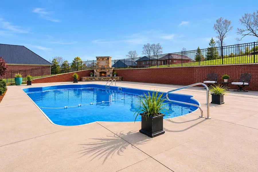 1022 Forest Hill Drive, Lawrenceburg, KY 40342 - #2