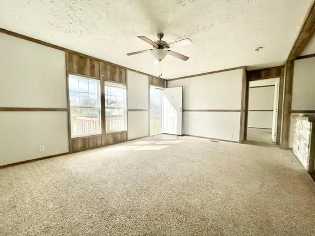 25 T Millers Way, Science Hill, KY 42553 - #2