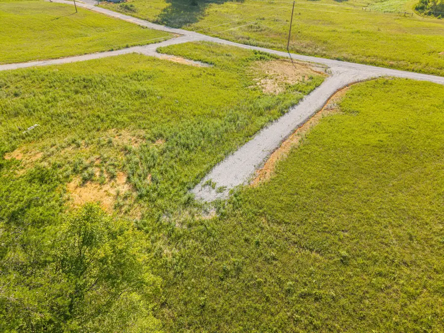 34 Spring Branch Hollow Road, Nancy, KY 42544 - #2