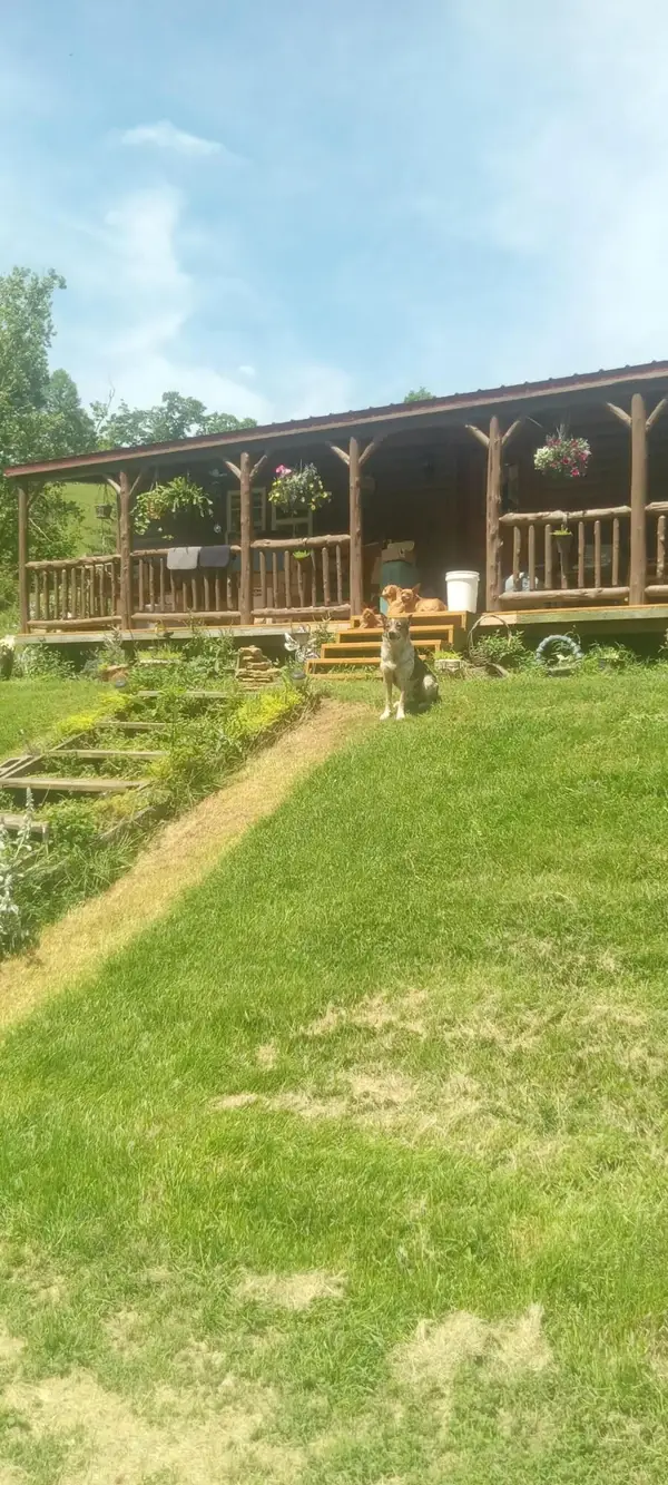 892  Pryse Road, Booneville, KY 41314