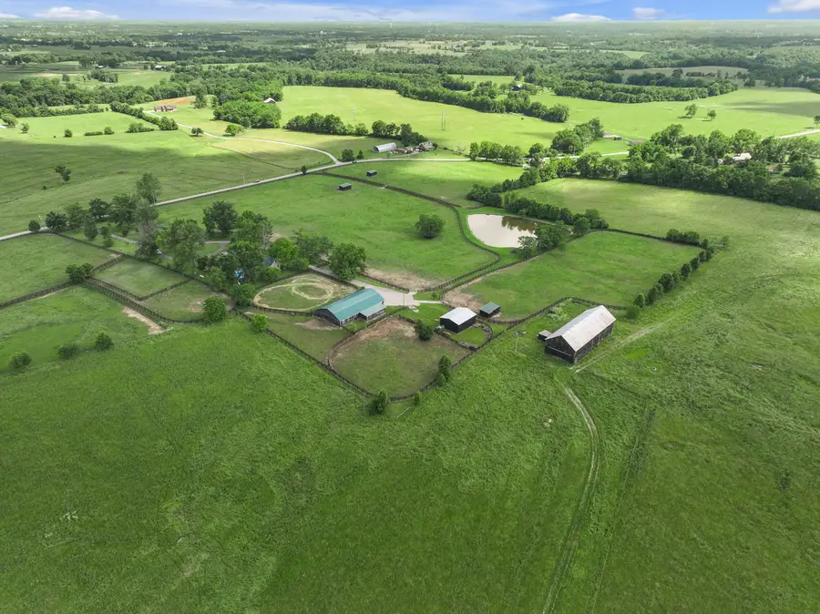 255 Shryocks Ferry Road, Versailles, KY 40383 - #2