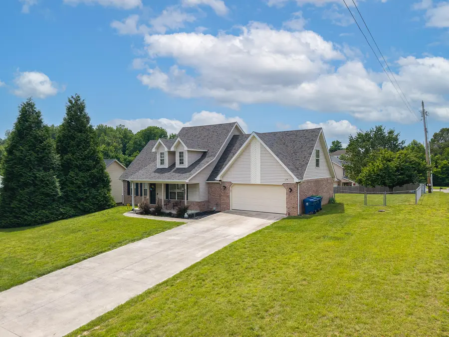 207 Clover Pointe Drive, Somerset, KY 42503 - #3