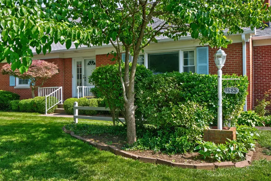1685 Linstead Drive, Lexington, KY 40504 - #3