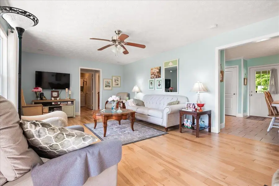 450 Aspen Drive, London, KY 40741 - #3