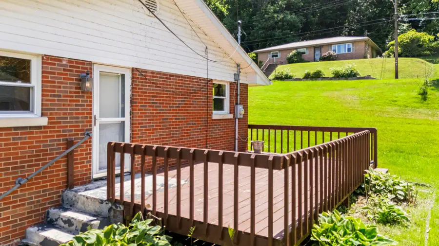 725 W Sun Street, Morehead, KY 40351 - #2