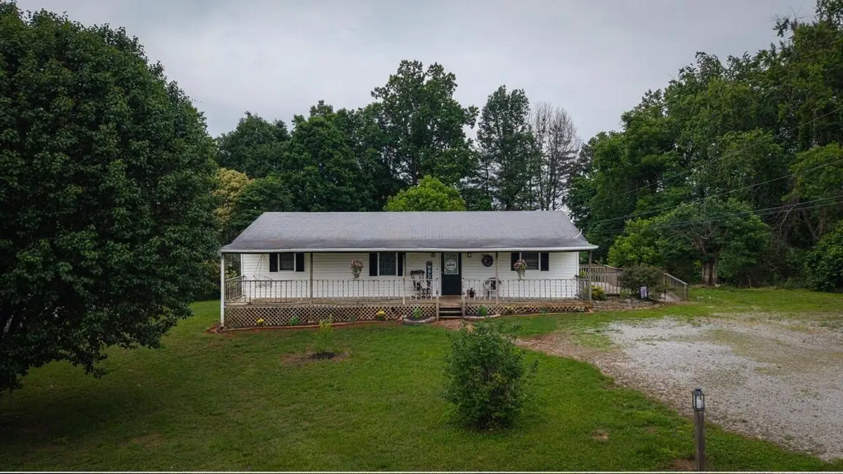 228 Whitaker Road, Somerset, KY 42503 - #1