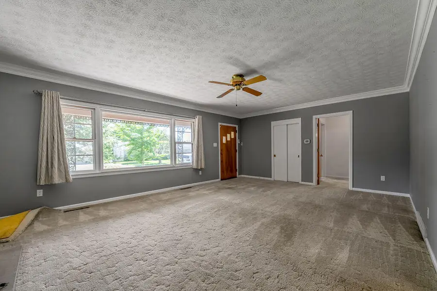 513 Springhill Drive, Lexington, KY 40503 - #3