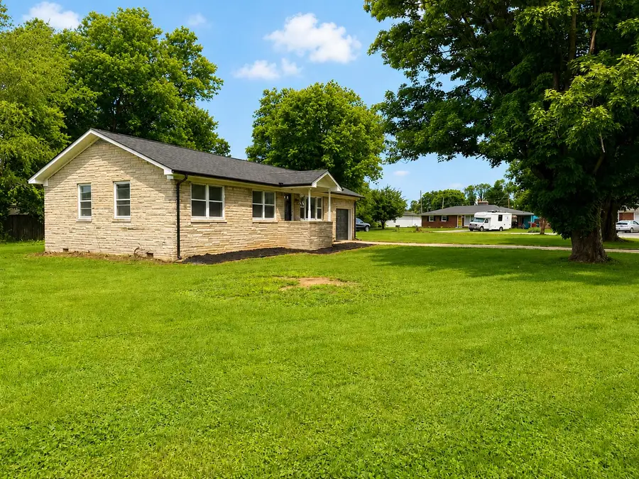 146 Donna Drive, Frankfort, KY 40601 - #3