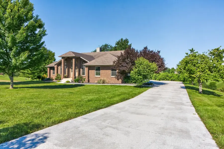 725 Sovereign Drive, Richmond, KY 40475 - #3