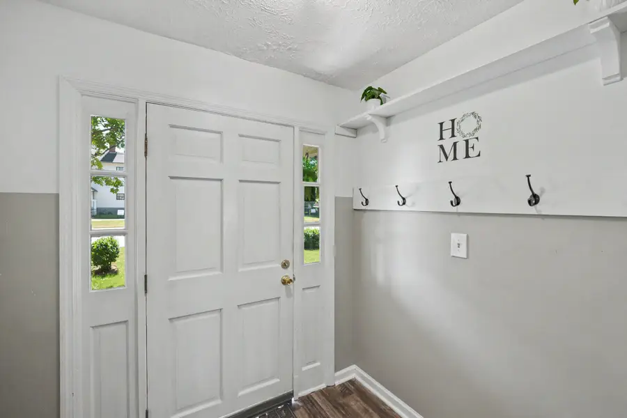 377 Redding Road, Lexington, KY 40517 - #3