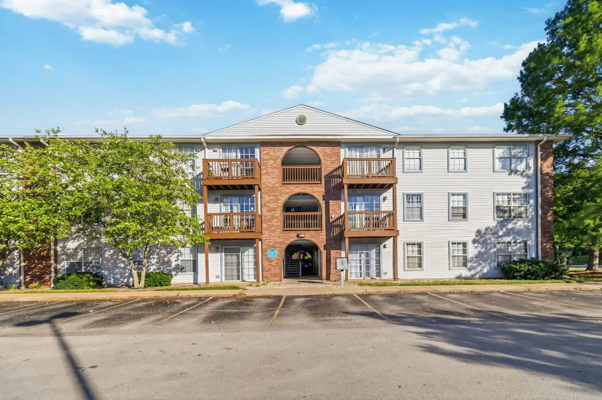 251 Simpson Avenue #319, Lexington, KY 40504 - #1