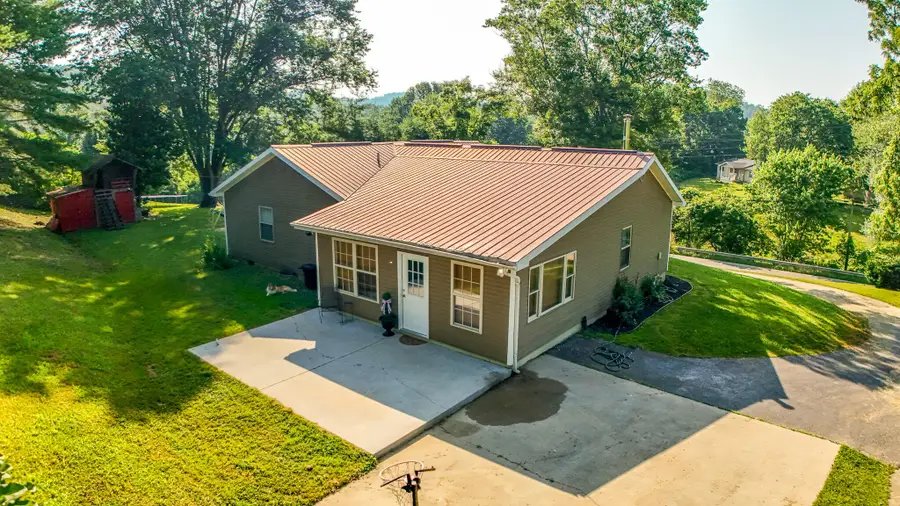 4887 Ky-11, Cannon, KY 40923 - #3