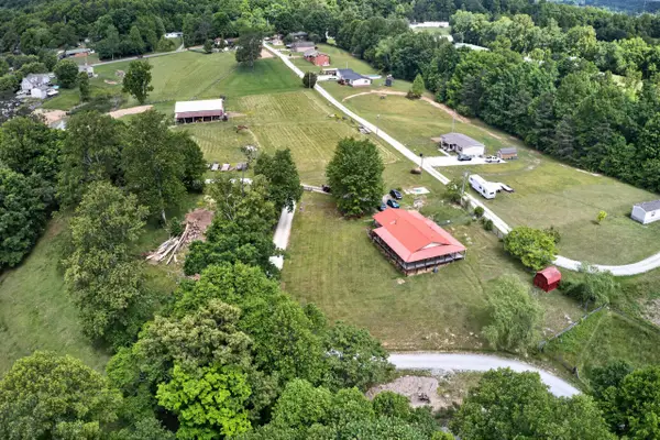 978 State Hwy 1064, Woodbine, KY 40771