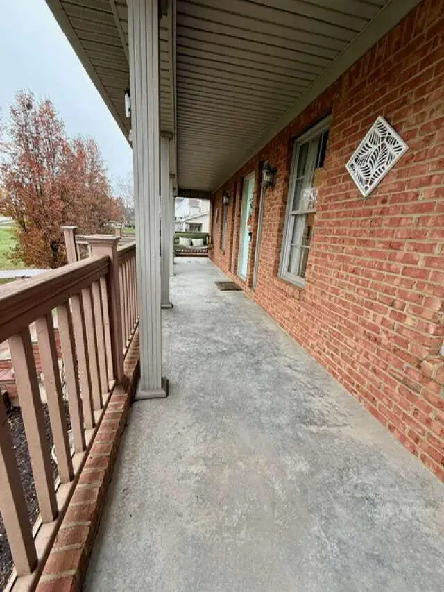 131 Creekside Drive, Danville, KY 40422 - #2