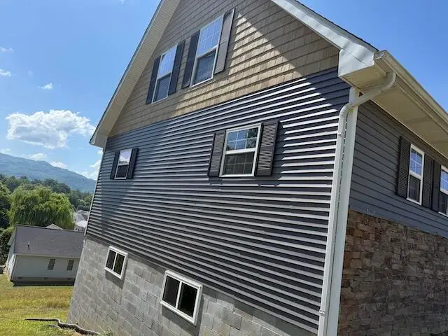717 S 27th Street, Middlesboro, KY 40965 - #3