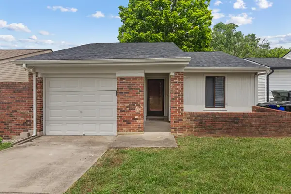 1345 Grafton Drive, Lexington, KY 40515