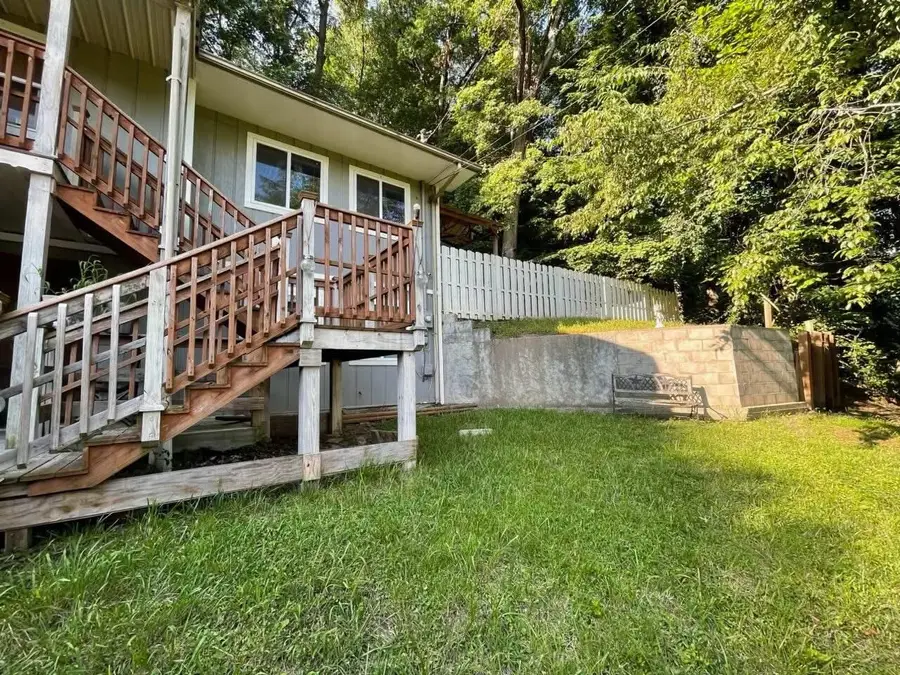 116 Edgewood Road, Middlesboro, KY 40965 - #2