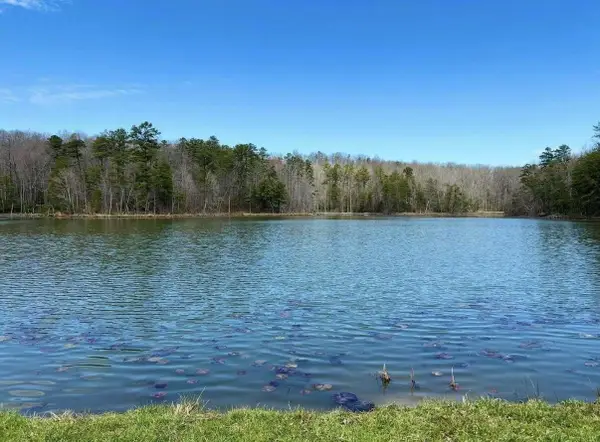 235 Lake Drive, Parkers Lake, KY 42634