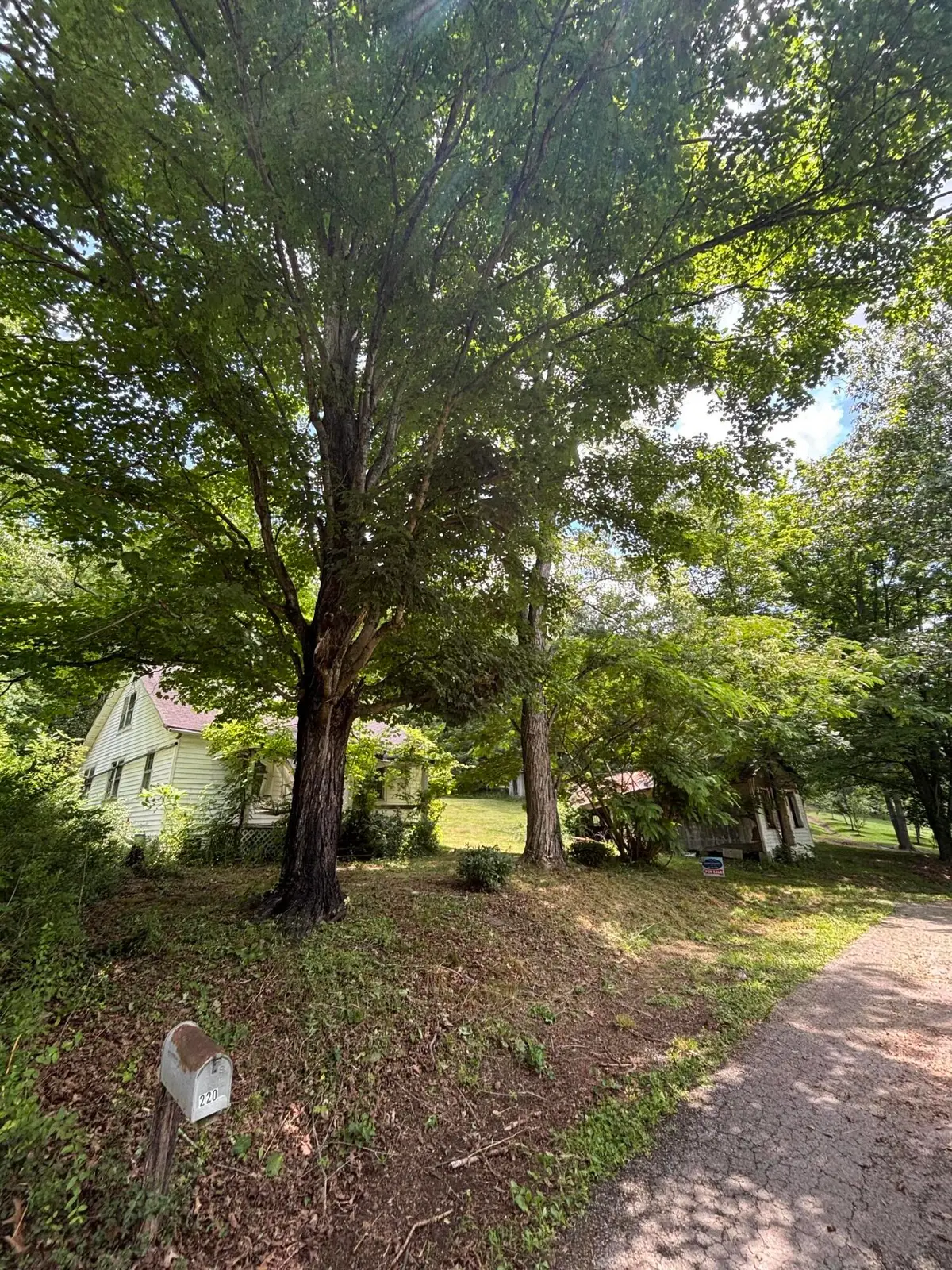 220 Peck Hollow Road, Hustonville, KY 40437 - #1