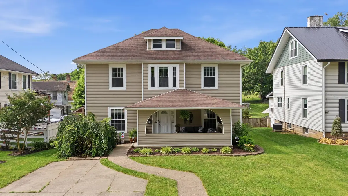 306 W High Street, Mount Sterling, KY 40353 - #1