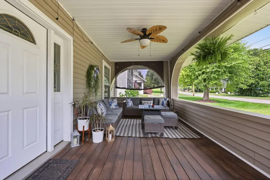 306 W High Street, Mount Sterling, KY 40353 - #3