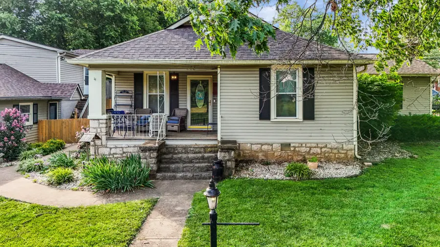 363 Douglas Avenue, Versailles, KY 40383 - #2