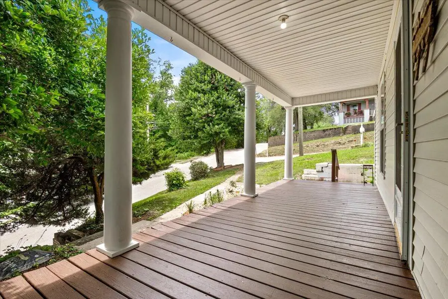 316 W 1st Street, Corbin, KY 40701 - #3