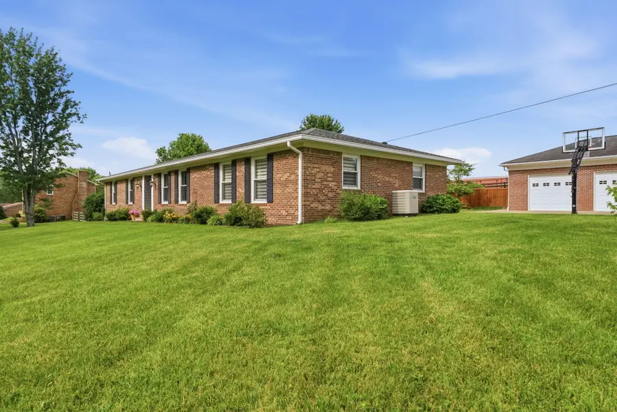 207 Augusta Drive, Georgetown, KY 40324 - #3