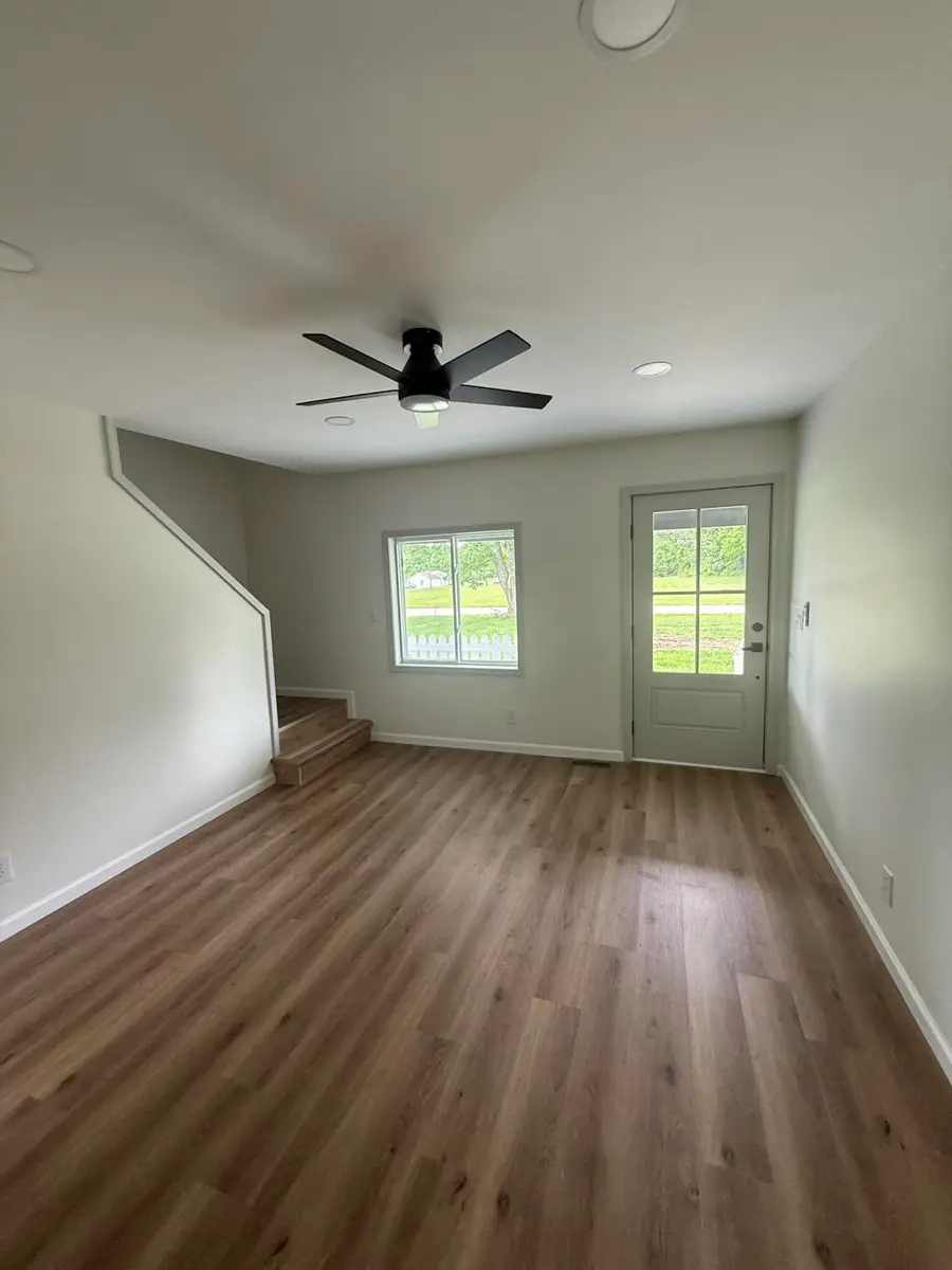 1777 Old Frankfort Road, Lawrenceburg, KY 40342 - #2