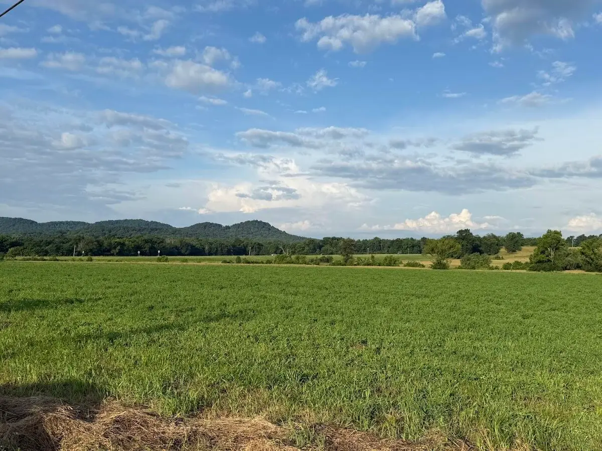 10 Kentucky 39, Crab Orchard, KY 40419 - #1