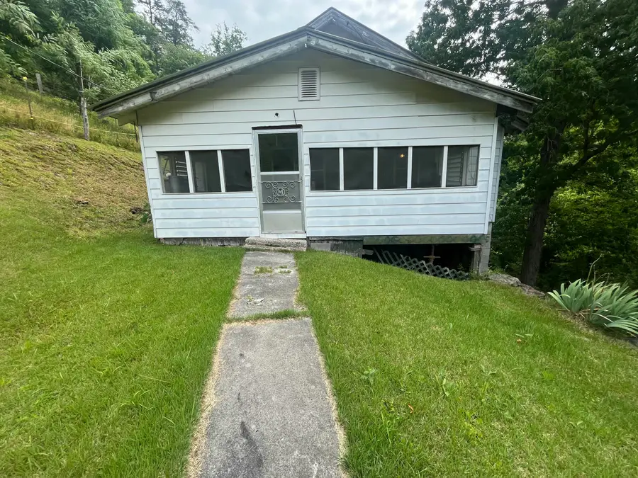14641 Highway 522, Cumberland, KY 40823 - #2