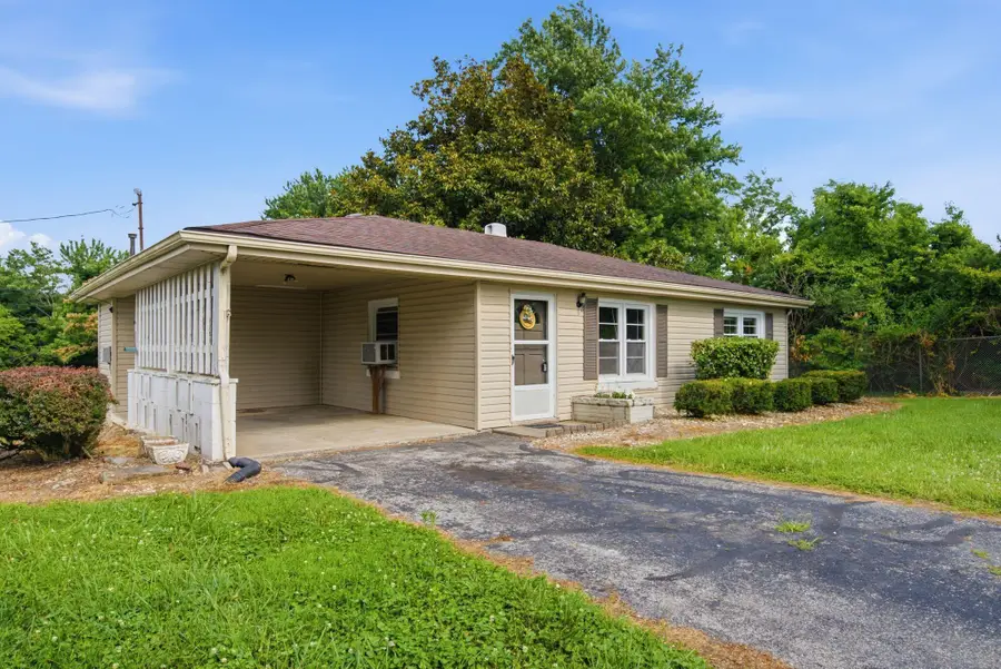 1013 Green Hills Drive, Richmond, KY 40475 - #2