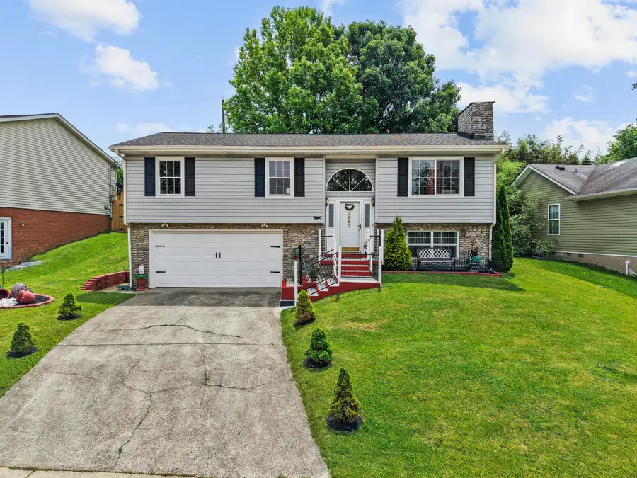 3852 Belleau Wood Drive, Lexington, KY 40517 - #2