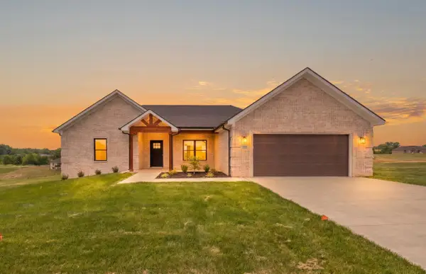 212 Carhartt Drive, Richmond, KY 40475