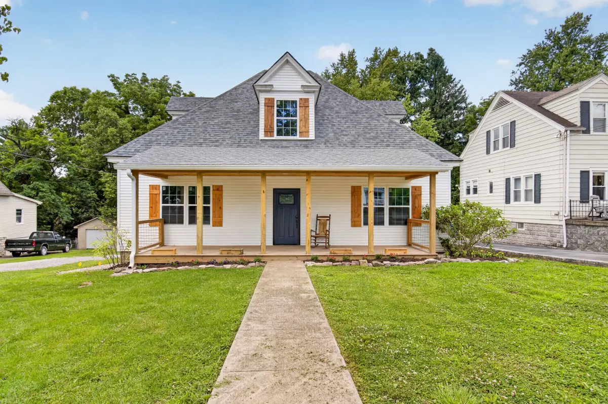 616 E Main Street, Danville, KY 40422 - #1