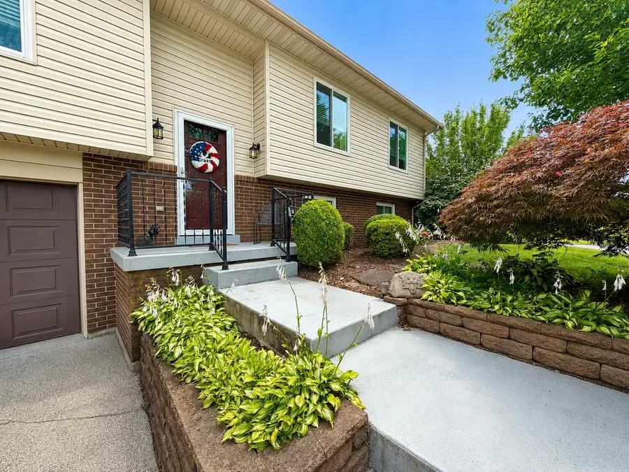 391 S Eagle Creek Drive, Lexington, KY 40515 - #3
