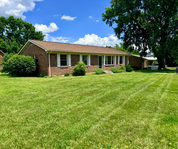 156 Paddock Drive, Versailles, KY 40383