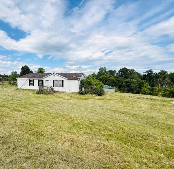 729 Oakland Lane, Harrodsburg, KY 40330