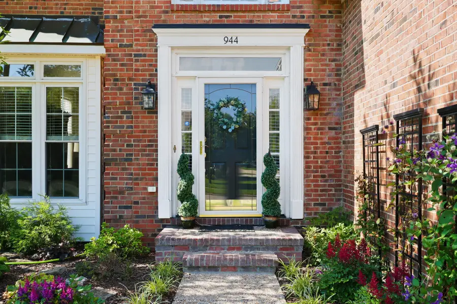 944 Rockbridge Road, Lexington, KY 40515 - #2