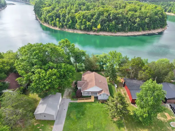 175 S Riverwood, Bronston, KY 42518