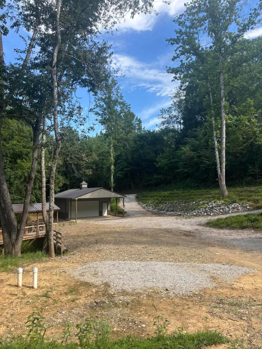 950 Bates Road, Nancy, KY 42544 - #3