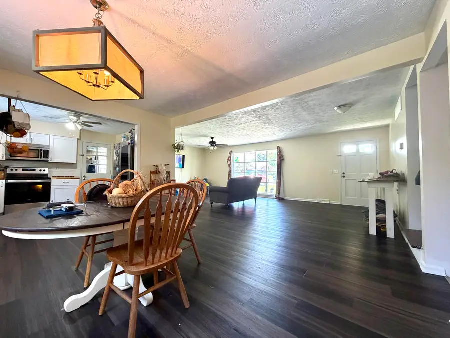 521 Scenic Drive, Harrodsburg, KY 40330 - #3