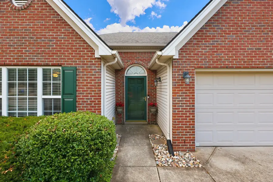 3944 Winthrop Drive, Lexington, KY 40514 - #2