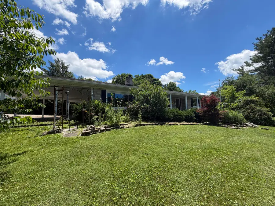 303 Freedom School Road, Mount Vernon, KY 40456 - #2