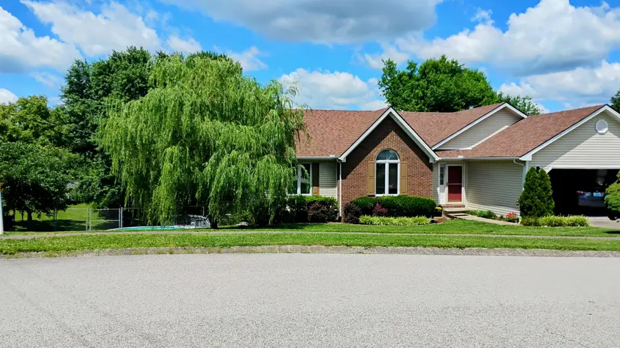 102 Beechwood Drive, Richmond, KY 40475 - #2