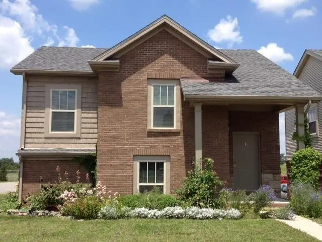 100 Mccowans Ferry Alley, Versailles, KY 40383 - #1